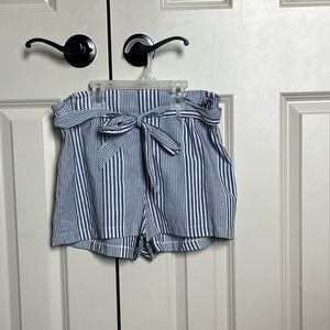 size small blue and white striped boutique shorts.